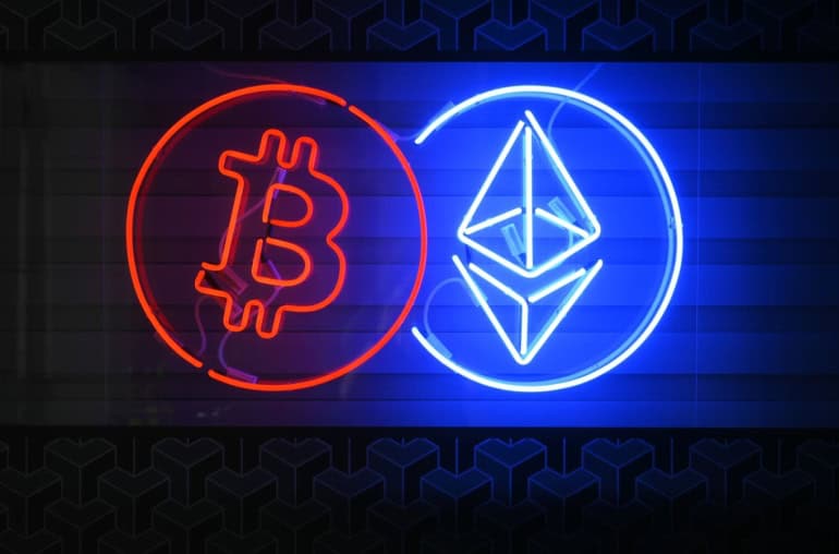 Bitcoin Steadies While Ethereum Struggles to Maintain Key Support