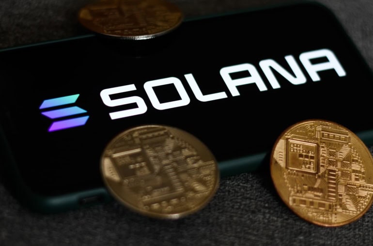 Solana Teams Up With Rivals to Fix Blockchain Payment Mess